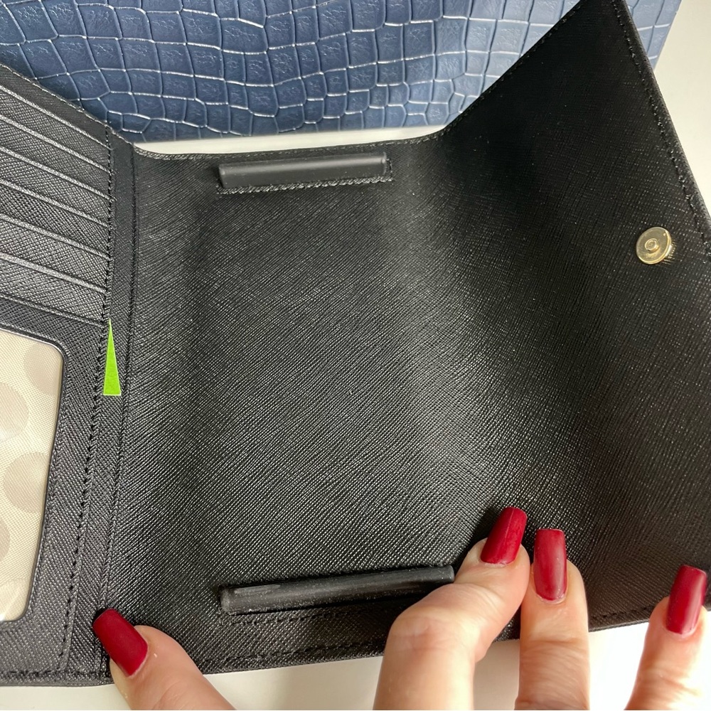 Kate Spade phone wallet - Picture 10 of 15